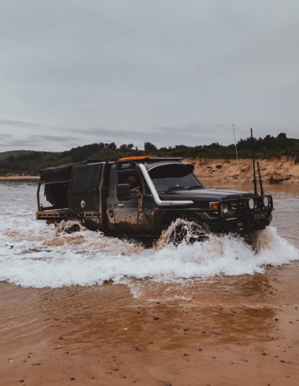 237D224C-57C4-4E6F-84C4-0F2E6E9C25B8 Toyota LandCruiser 79 Series Sunvisor