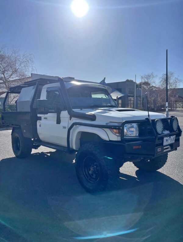 592010C6-4BA9-4C29-BD77-6F499E427DC2 Toyota LandCruiser 79 Series Sunvisor (Custom Fit)