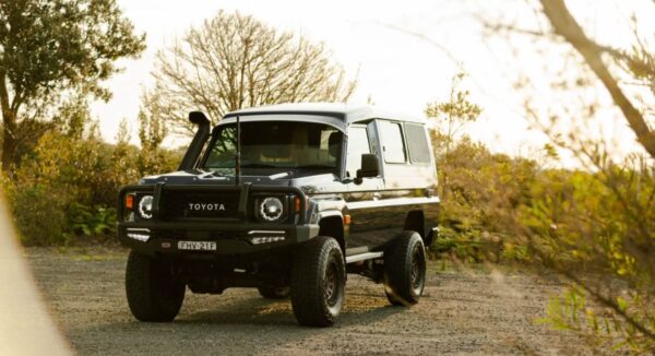 Toyota LandCruiser Troopy Sunvisor
