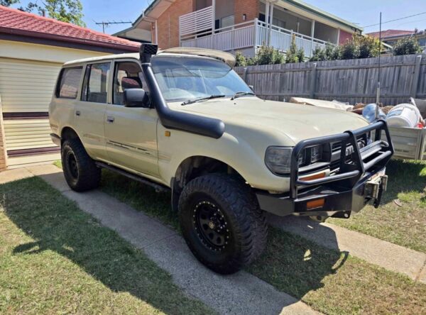 WhatsApp Image 2025-11-30 at 03.58.56_10e456bf Toyota Land Cruiser 80 Series Model SunVisor