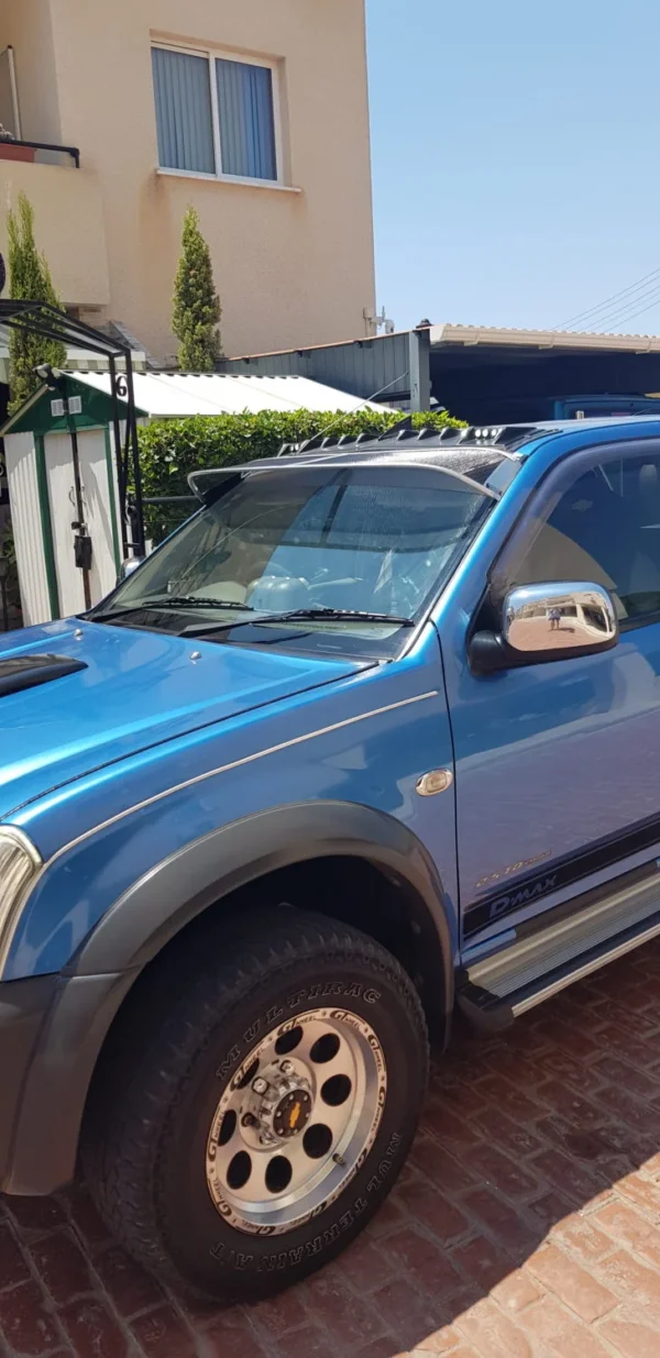 coloradorodeorasunvisorroofrackworldsa Ford Courier Feb 1999-Dec 2006 Mesh Windscreen Sunvisor