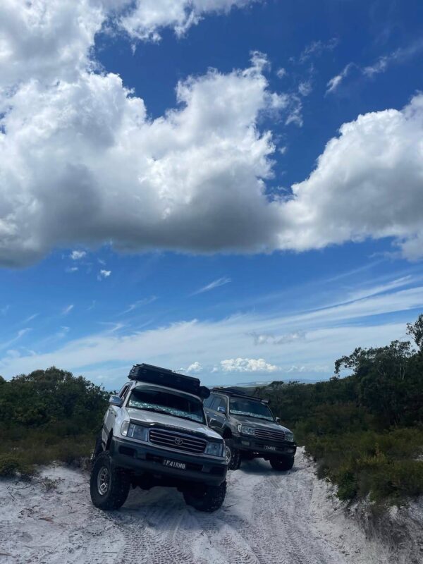 Toyota Land Cruiser 100/105 series, Sunvisor