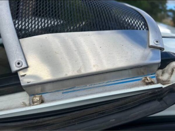 Isuzu D-Max Sunvisor