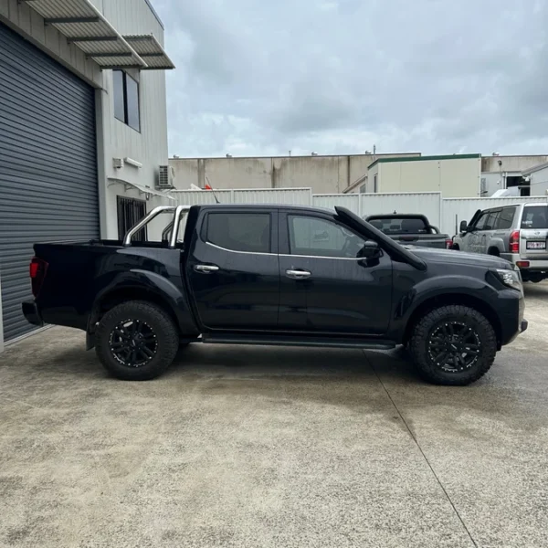 5_a814fdfa-b72d-4e6a-8490-e53c63d50baa NISSAN NP300 NAVARA SHORT ENTRY SNORKEL